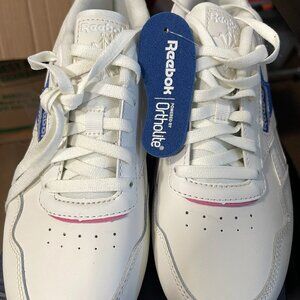 Reebok Womens Classic Harman Run Size 8, Black/Excellent Red/ Humble Blue - NEW